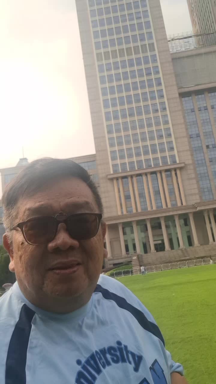 @Mantou Kor 馒头哥
