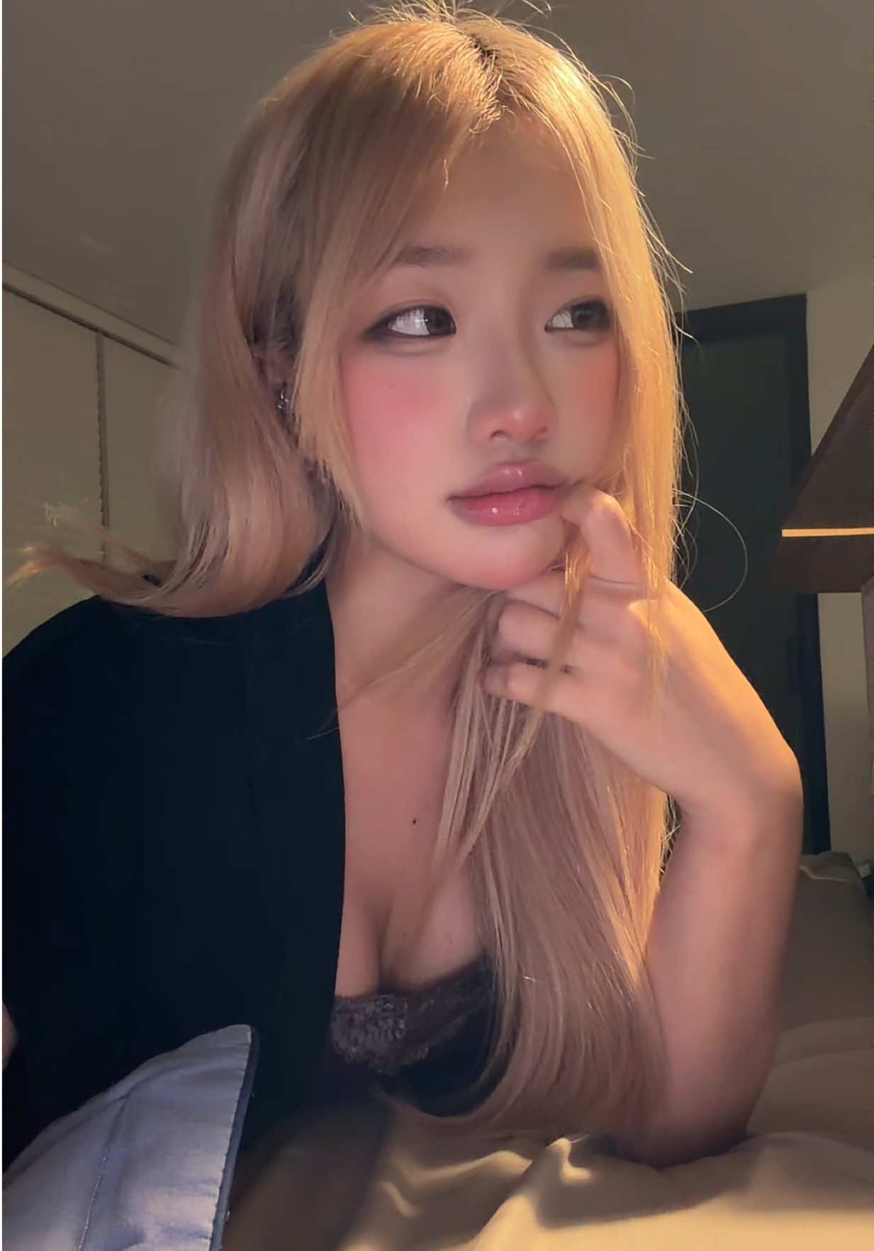 @Em Meo Cà Chua