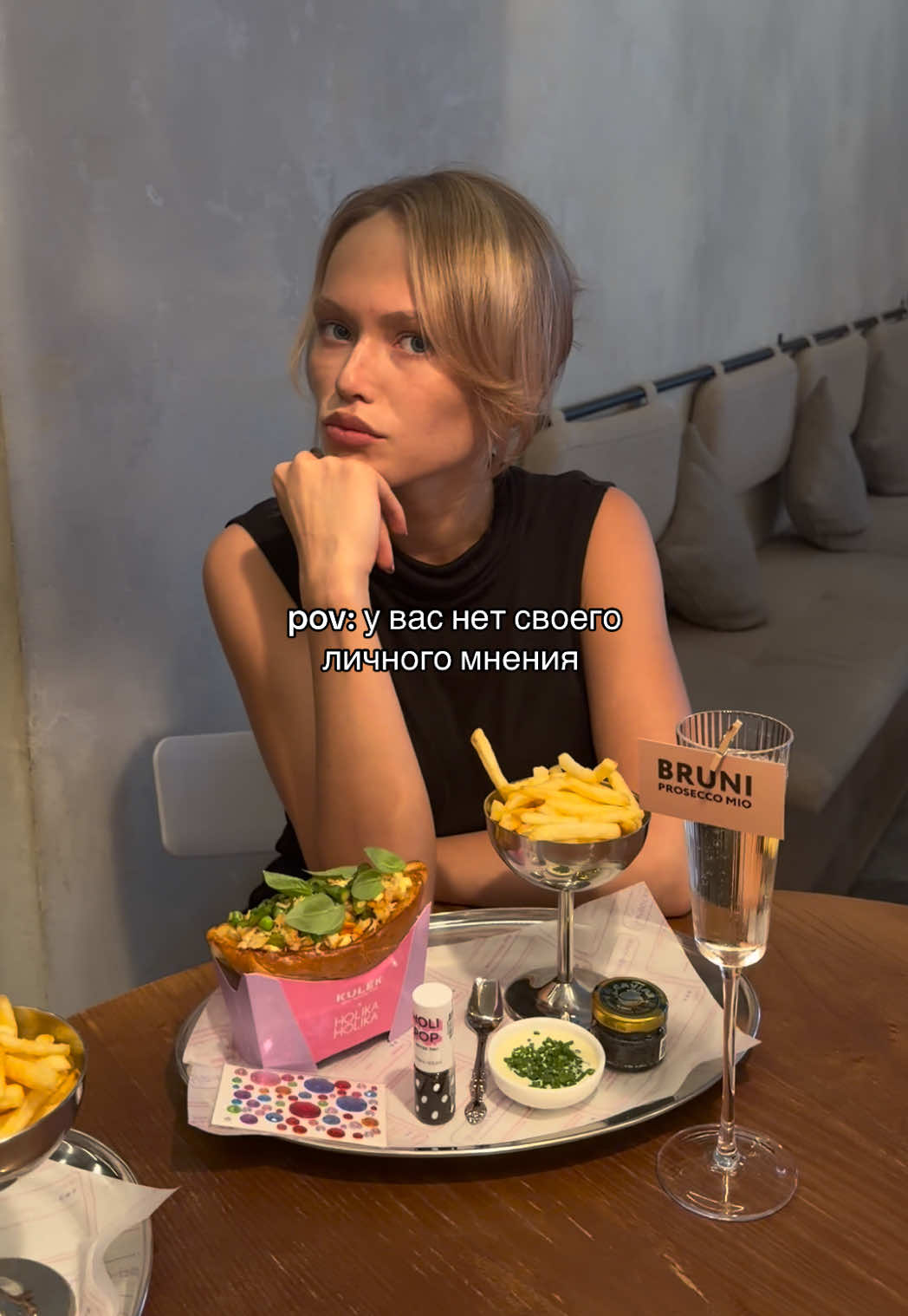 @KARINA