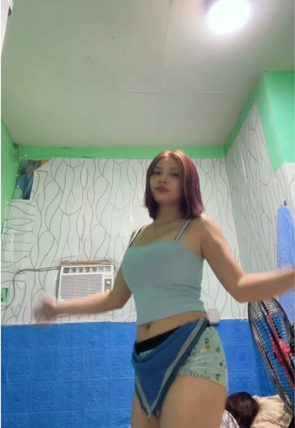 @prettychiks 🍑