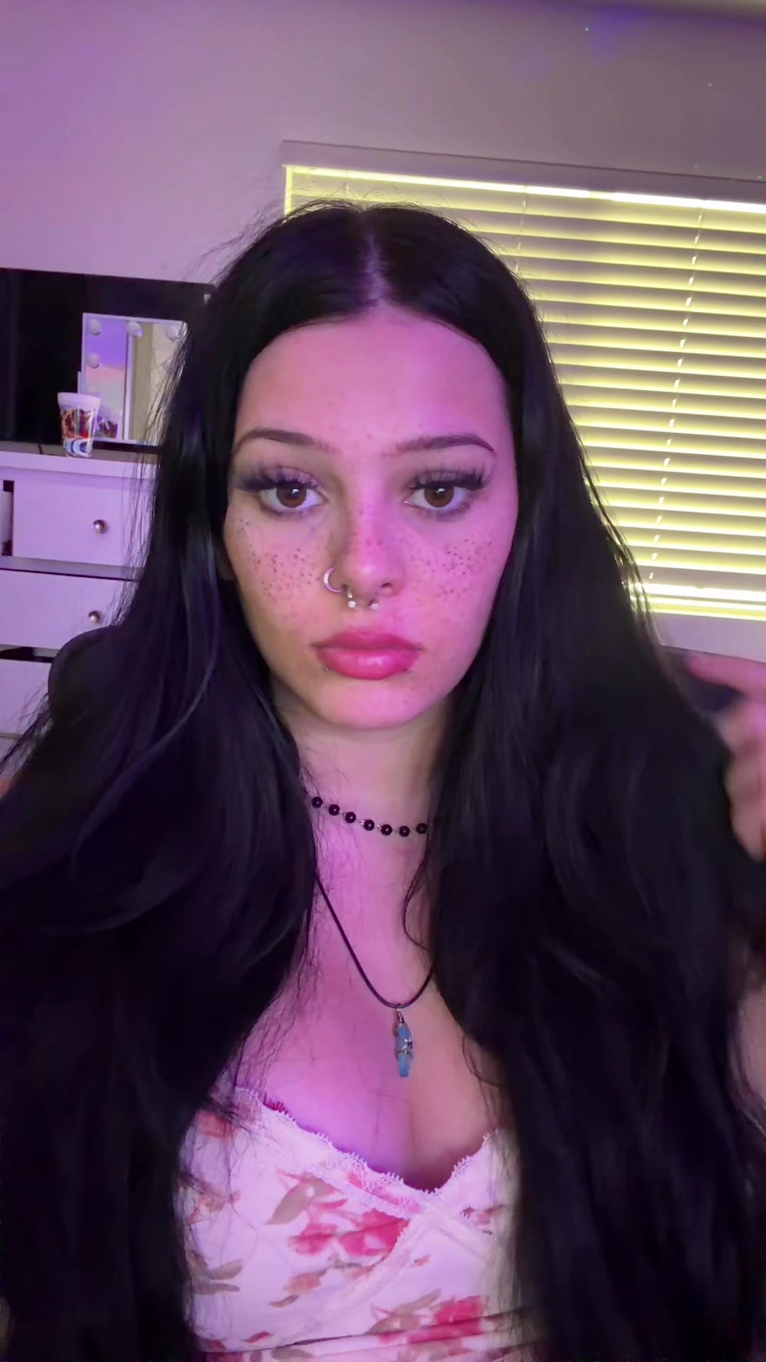 @☺️