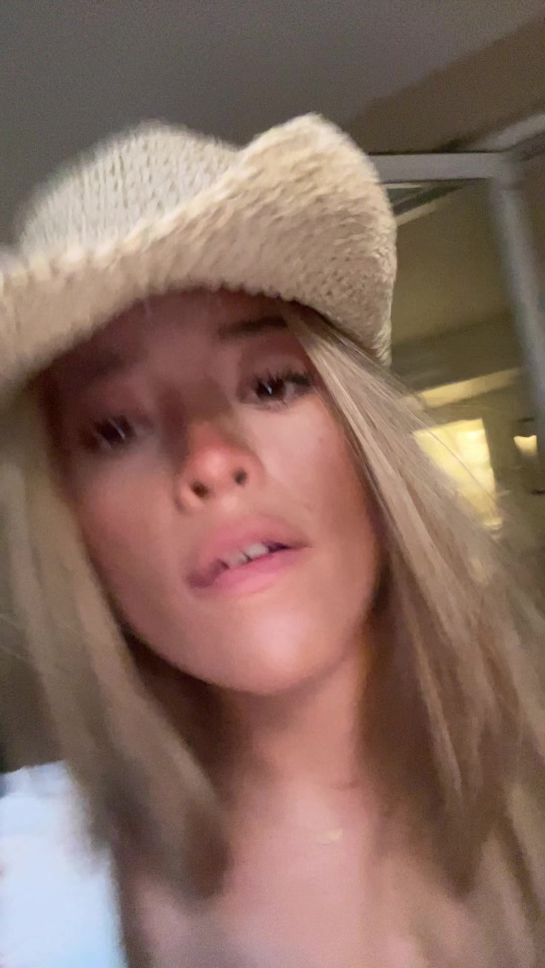 @mia