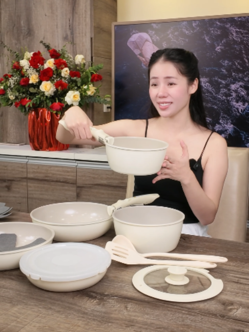 @Chị Đẹp Hương Ly