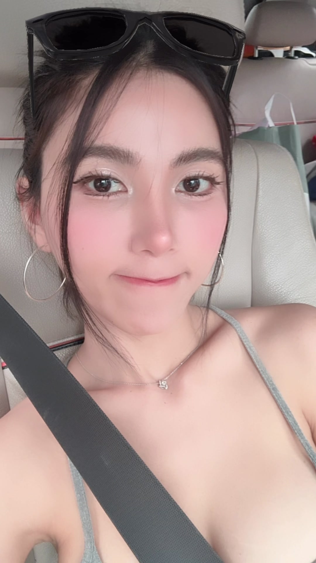 @LadyPinkchannel