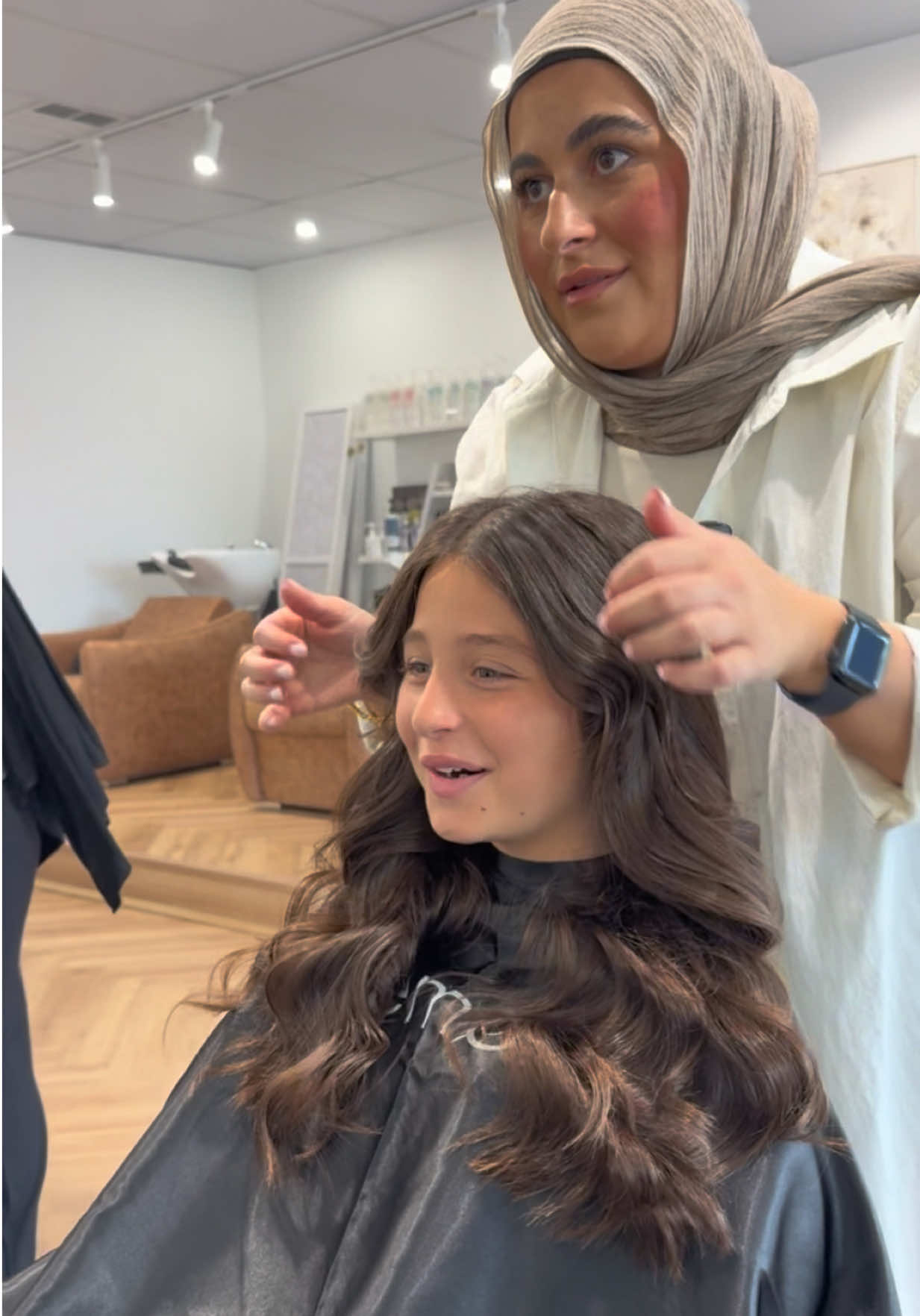 @AMRICH HAIR & BEAUTY