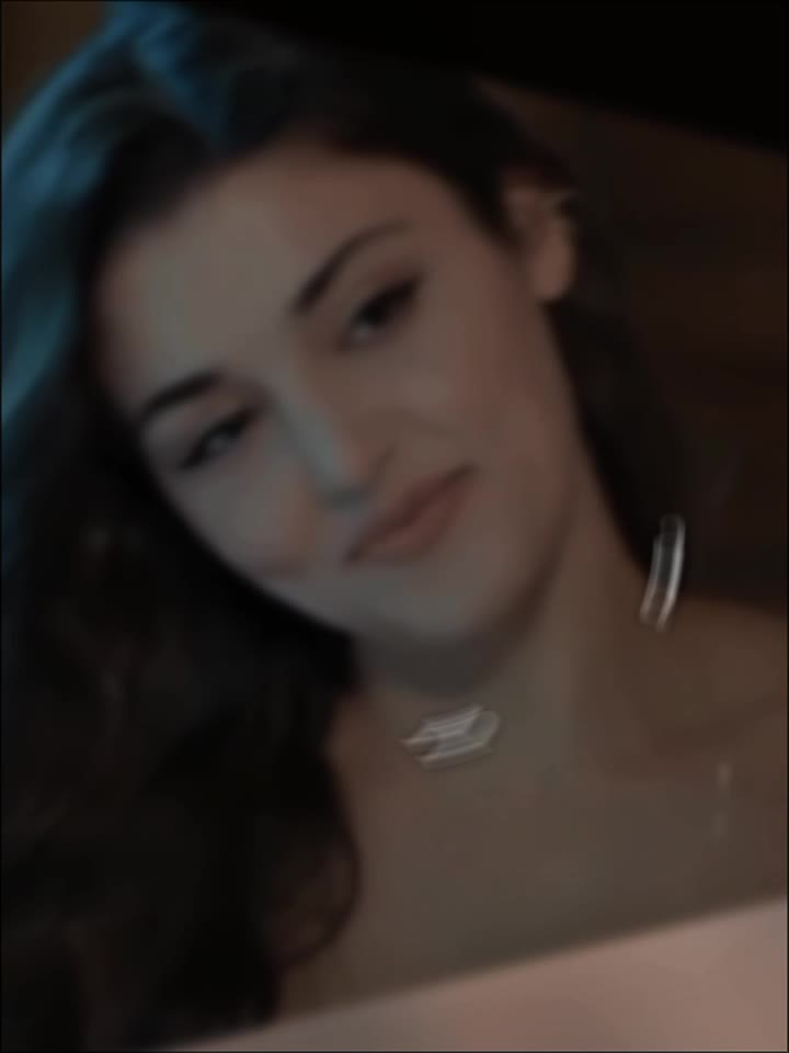 @🦋 ⟡Anaya⟡Kakar⟡