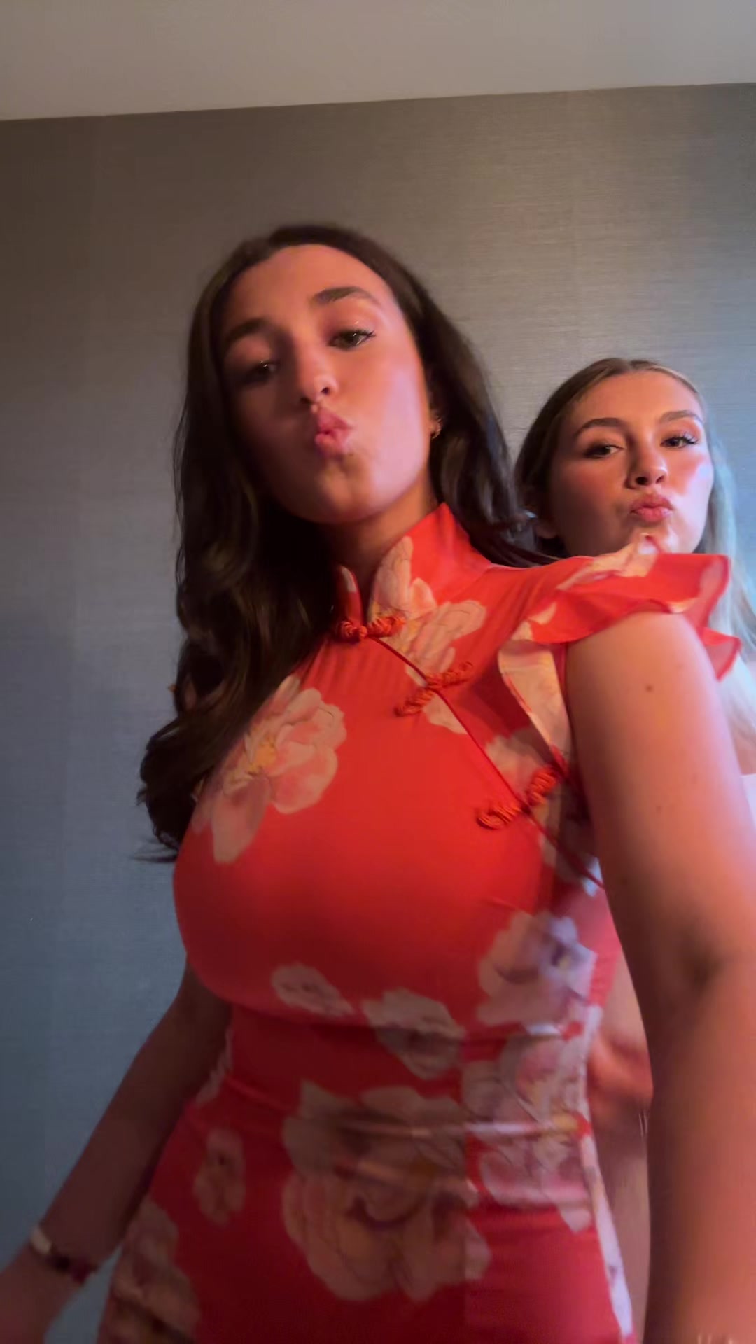 @ella