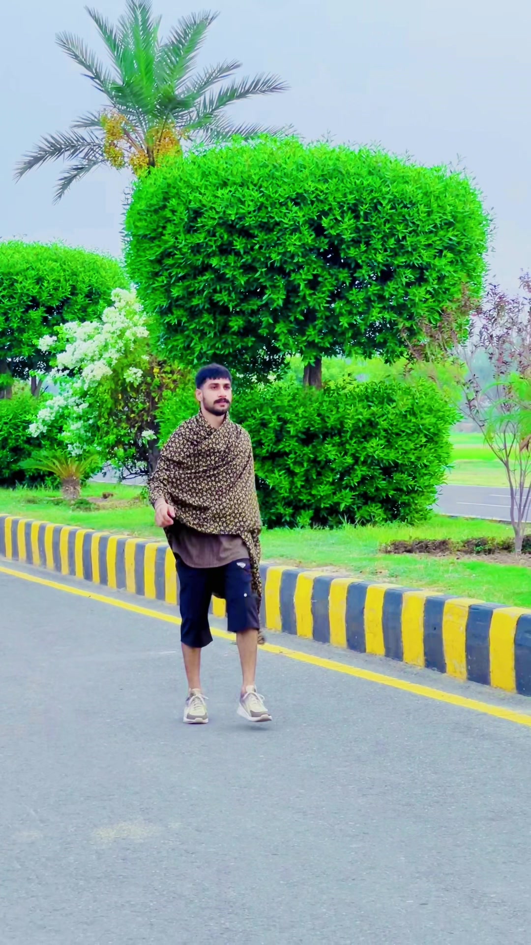 @ملک کاشف💯🦅