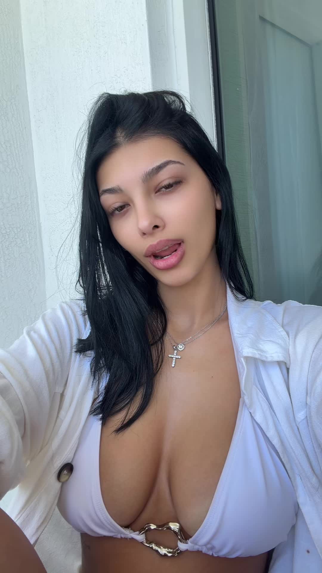 @/