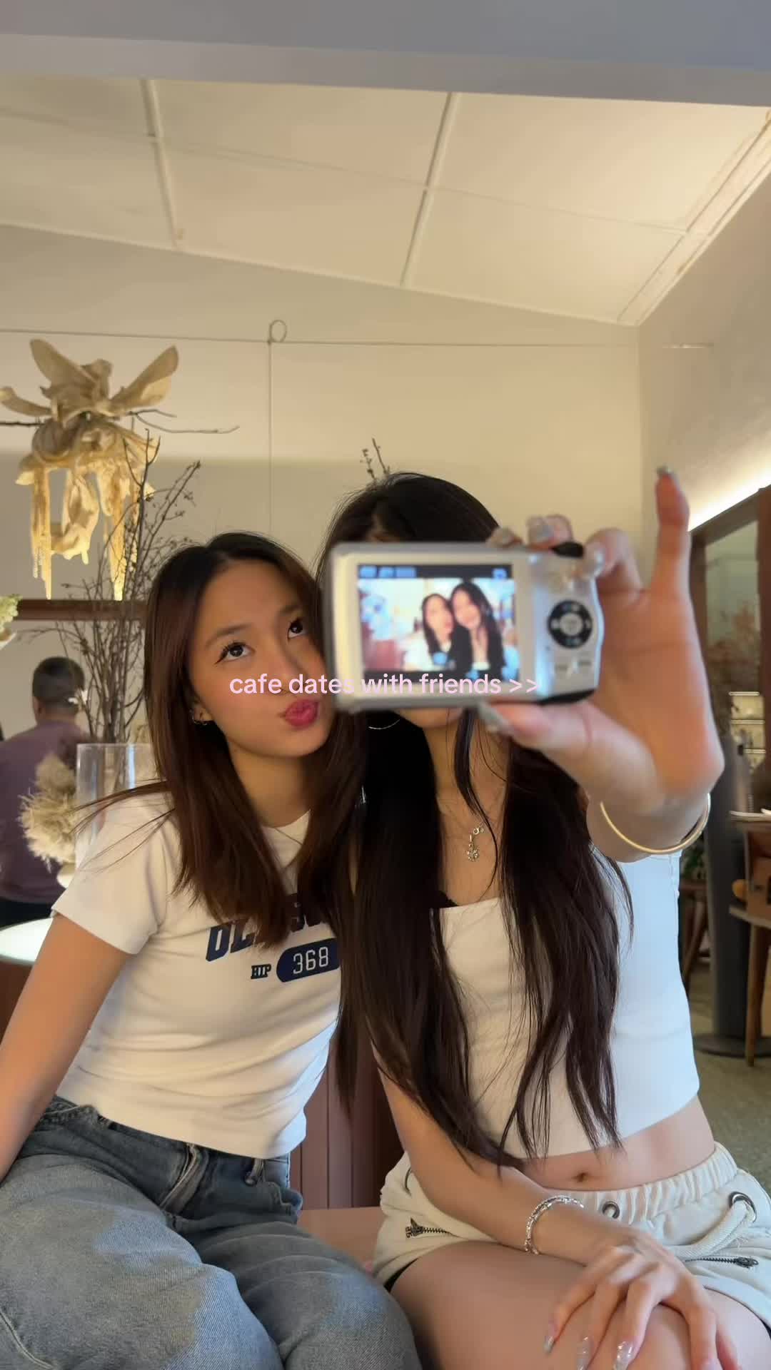 @breena ๐๐หโ