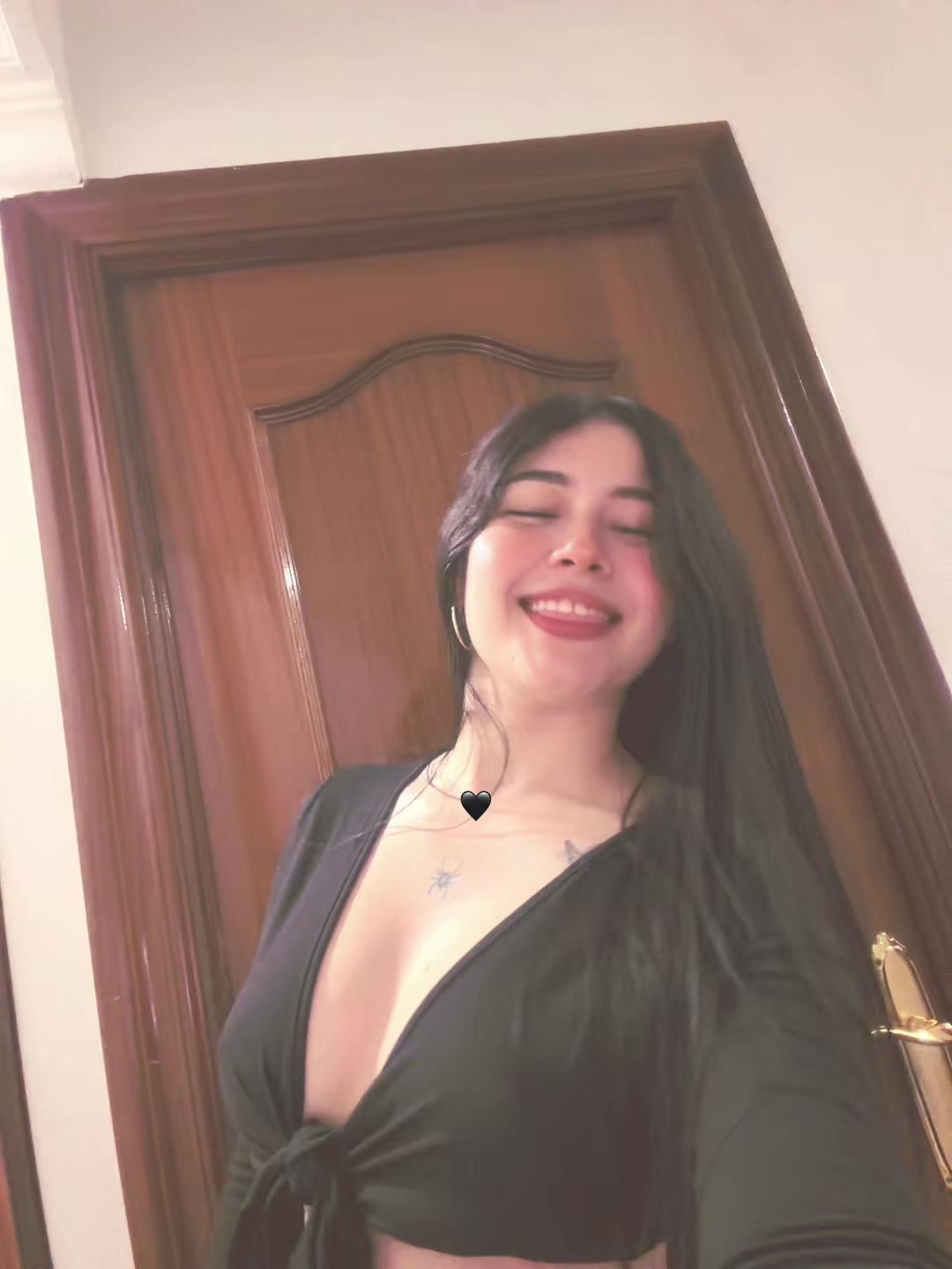 @Nay🦋