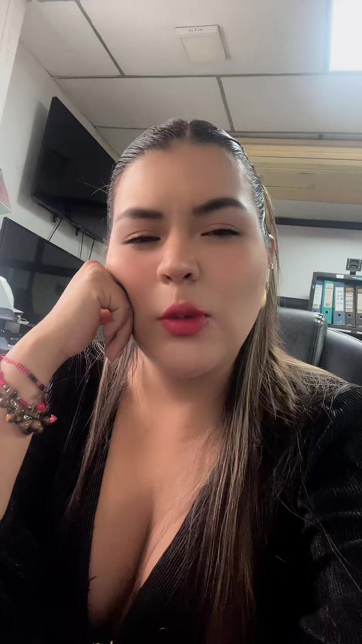 @May Quiroz Tello •Te sigue