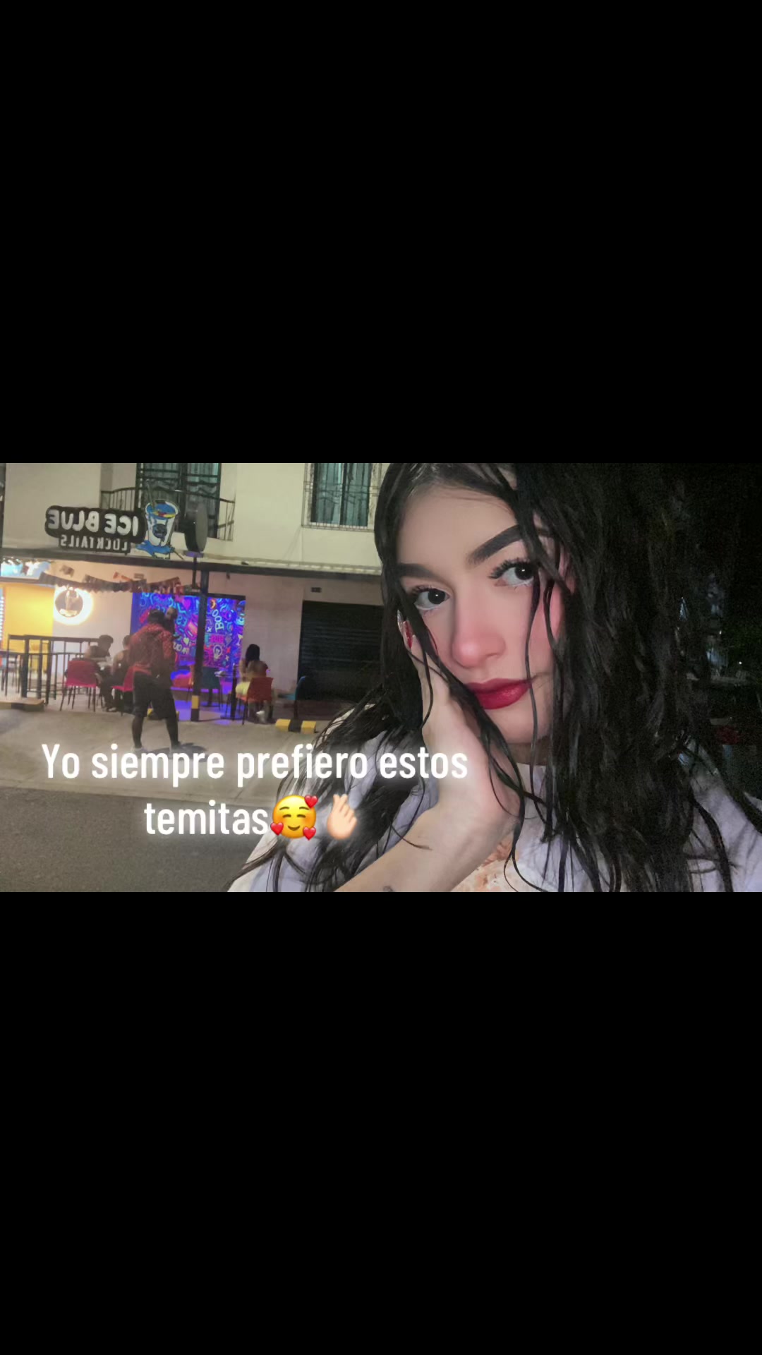 @AlejandraLuuna