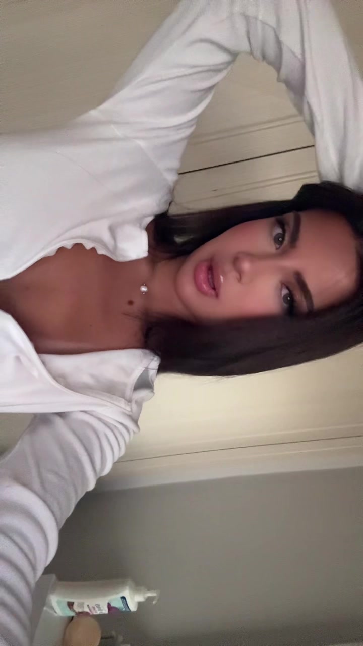 @aniitttvv