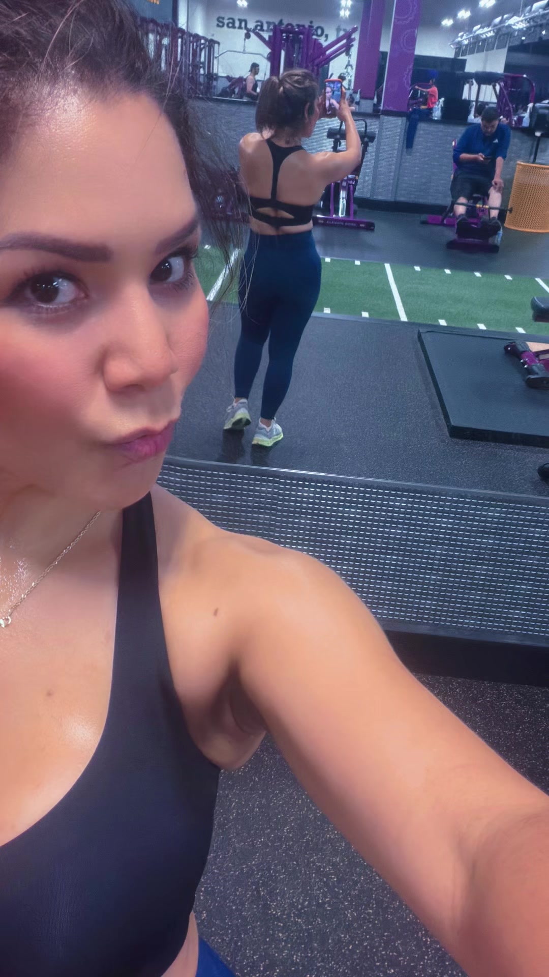@L.N Ana&ensp;Lau