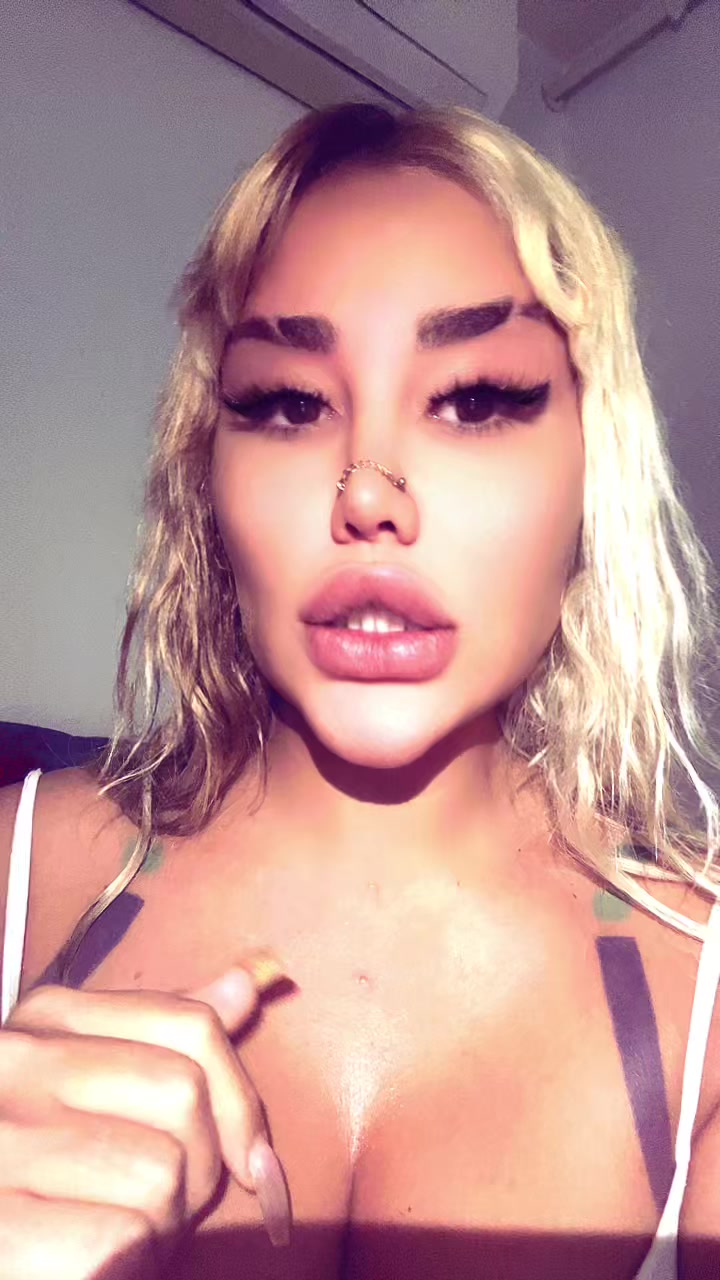@parniyan
