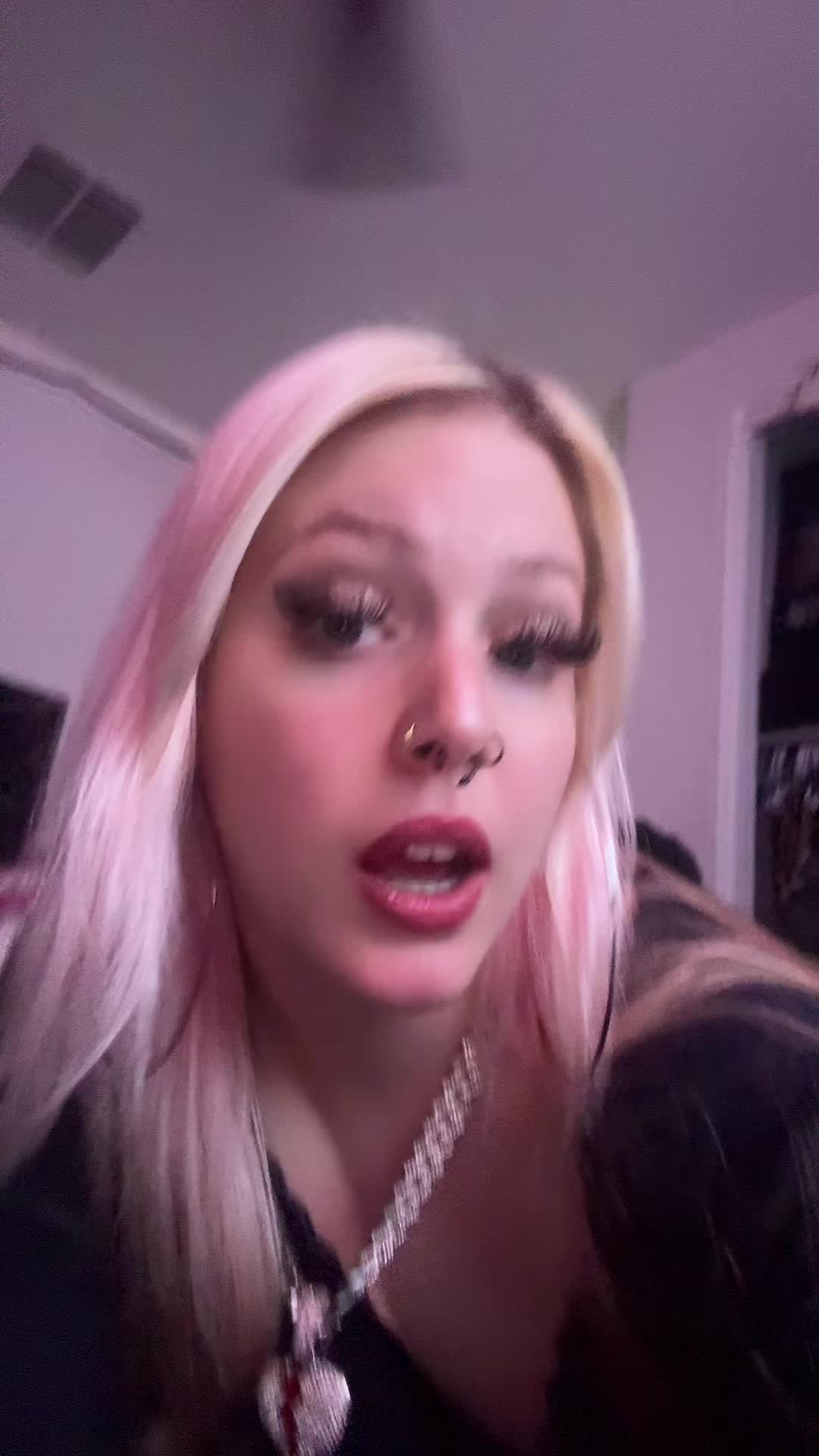 @Ghostgirlcas 👻