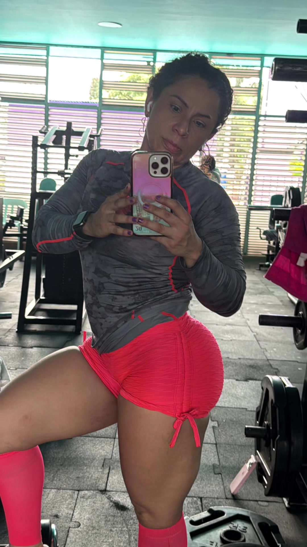 @Irisilla
