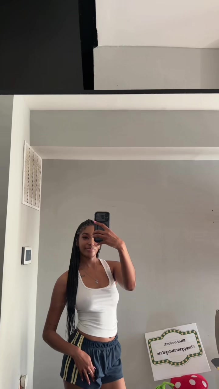 @aj 😻🫦🫧🍉