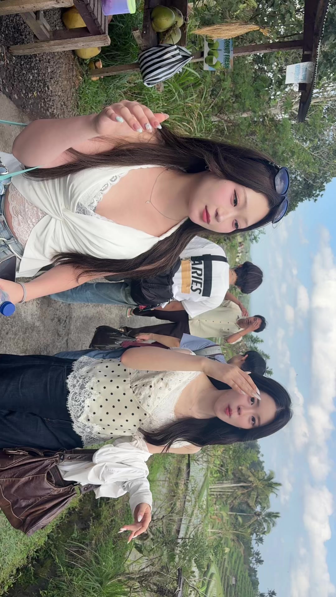@実南