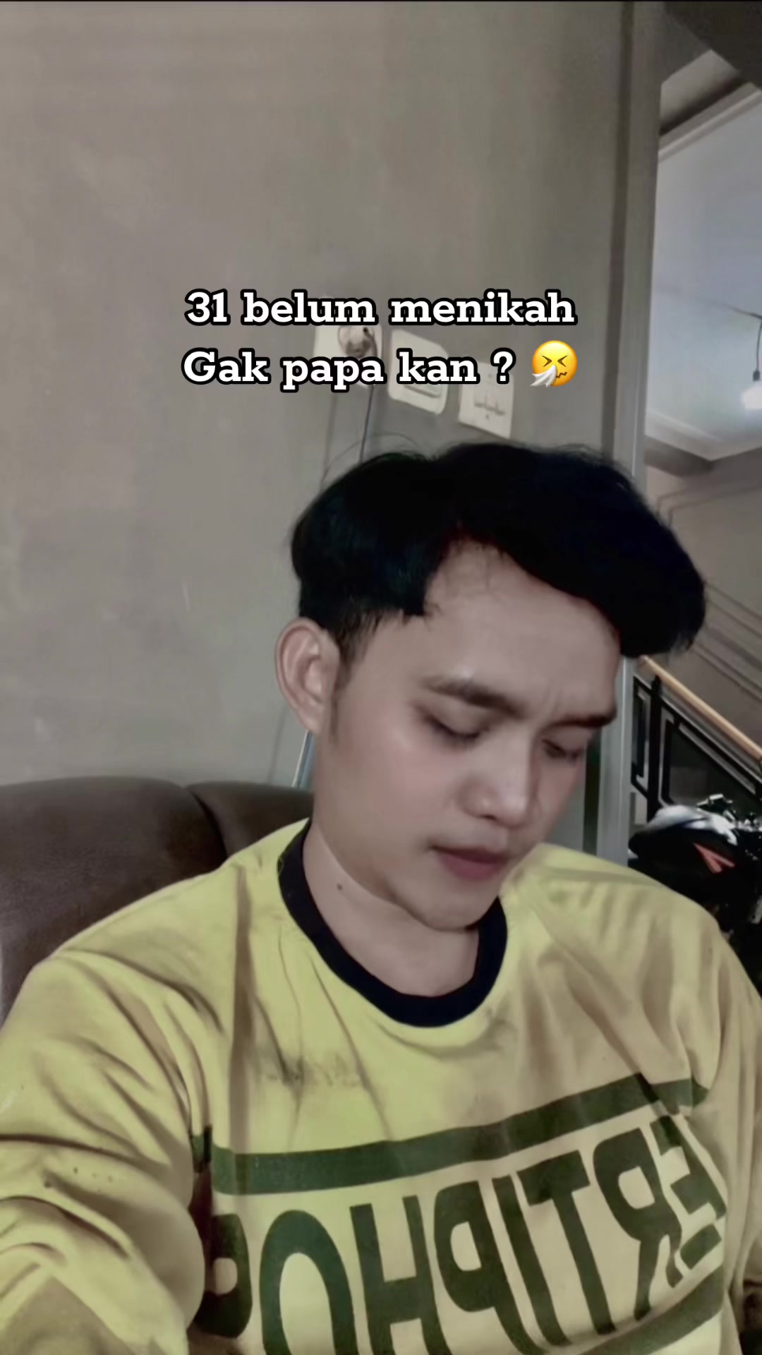 @R I Y A N