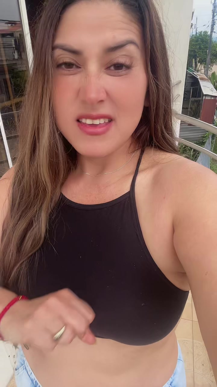@𝕮𝖍𝖎𝖔 𝕰𝖓𝖈𝖆𝖑𝖆𝖉𝖆 🌻🌵