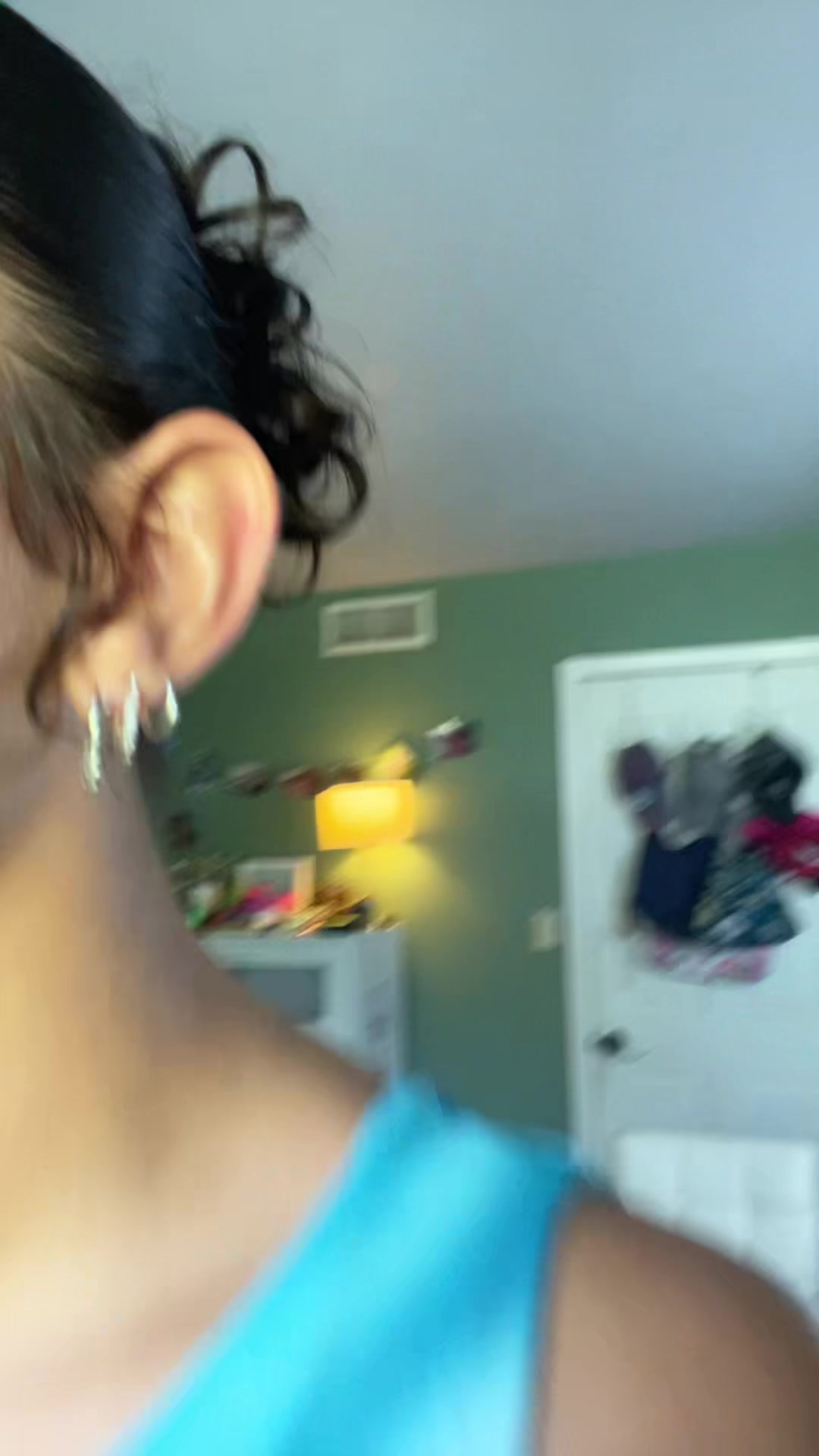 @Vivi