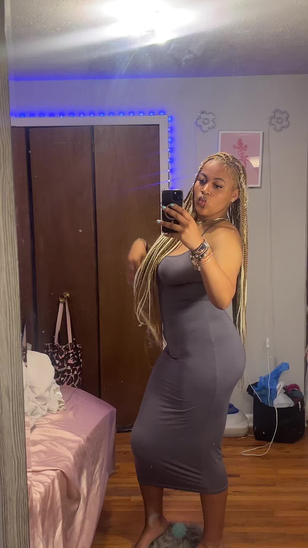@Somerandomredbone🎀