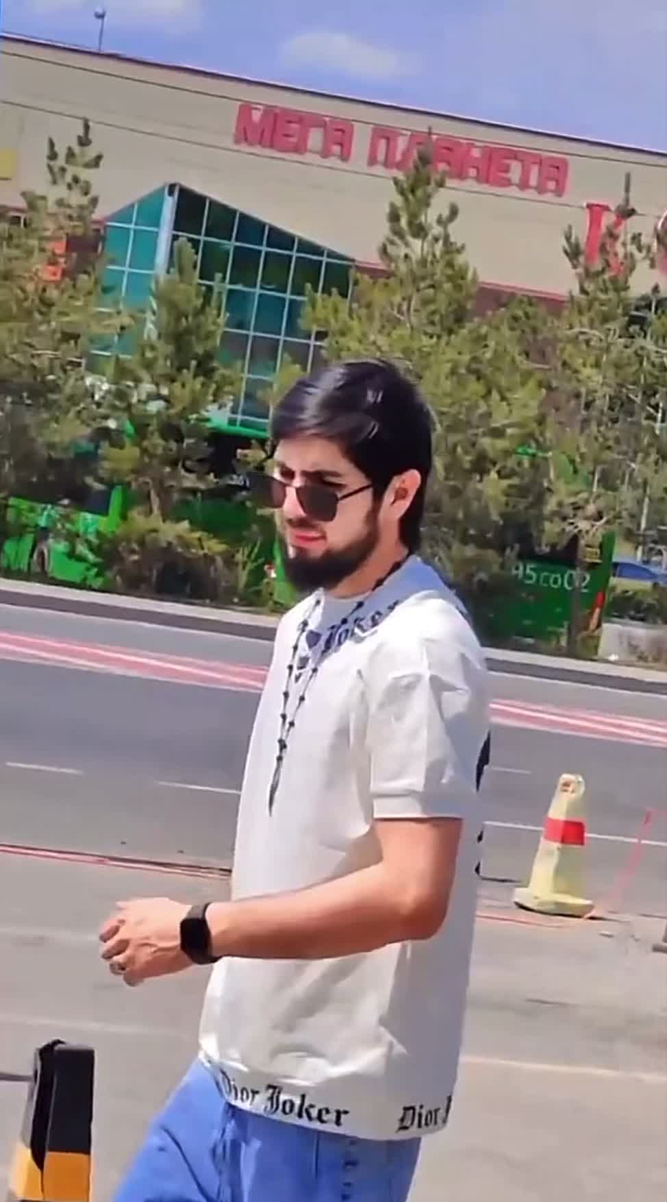 @tajikdzhamaldiinov