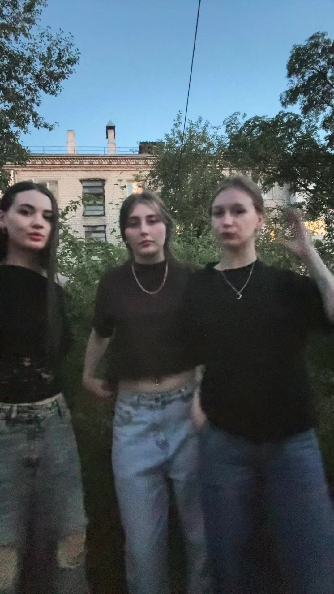 @julzz