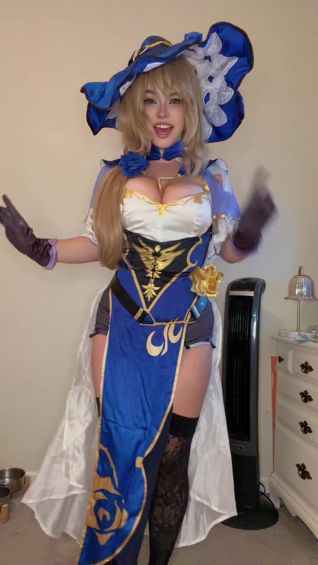 @yoursonly_aurora