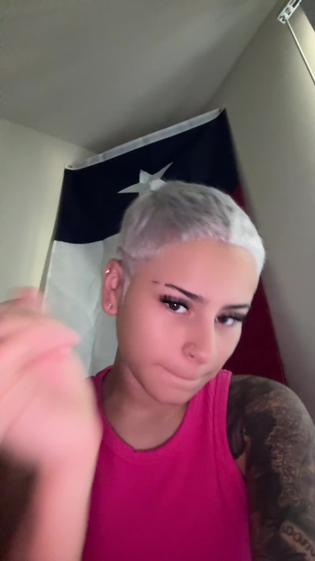 @theonlynayag