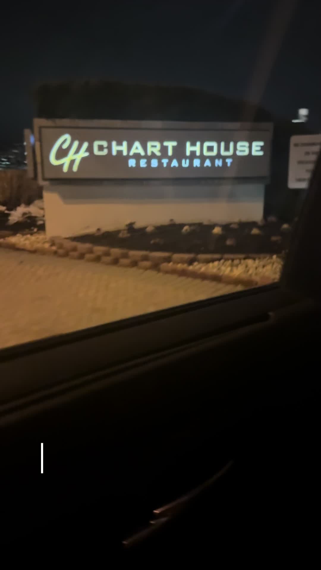 @Dee ✨