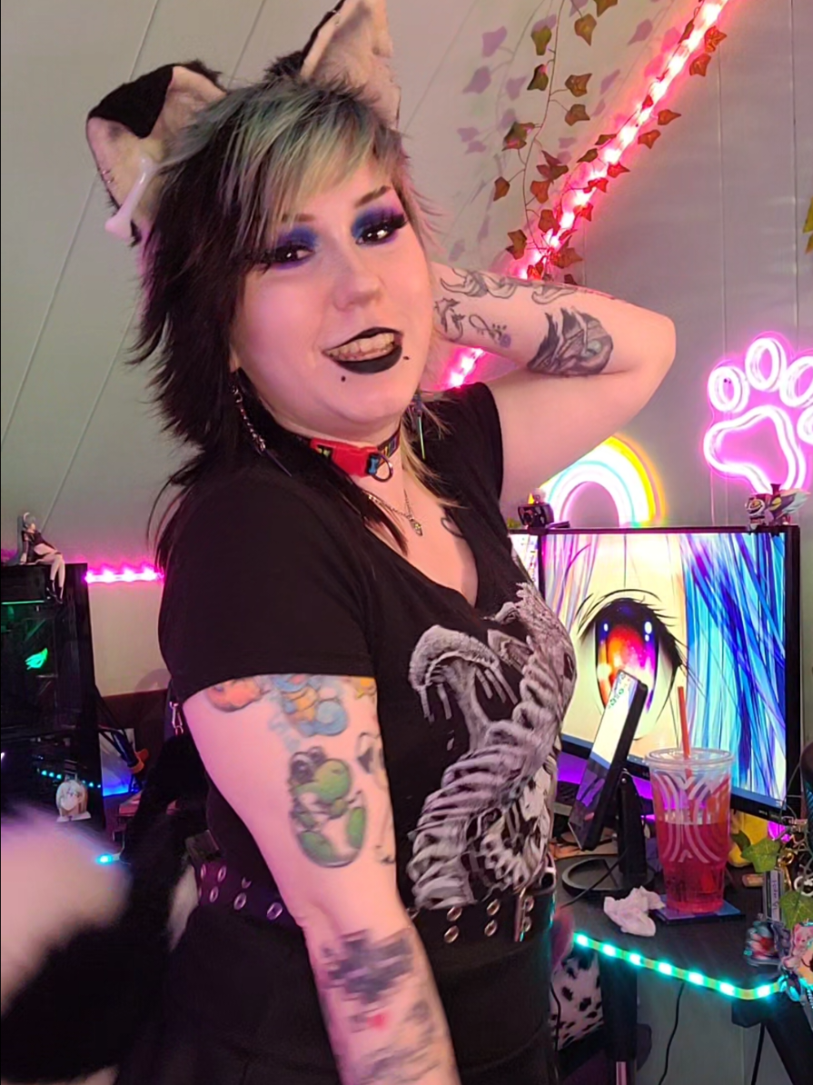 @Rainbow🏳️🌈Artist/Streamer🍃