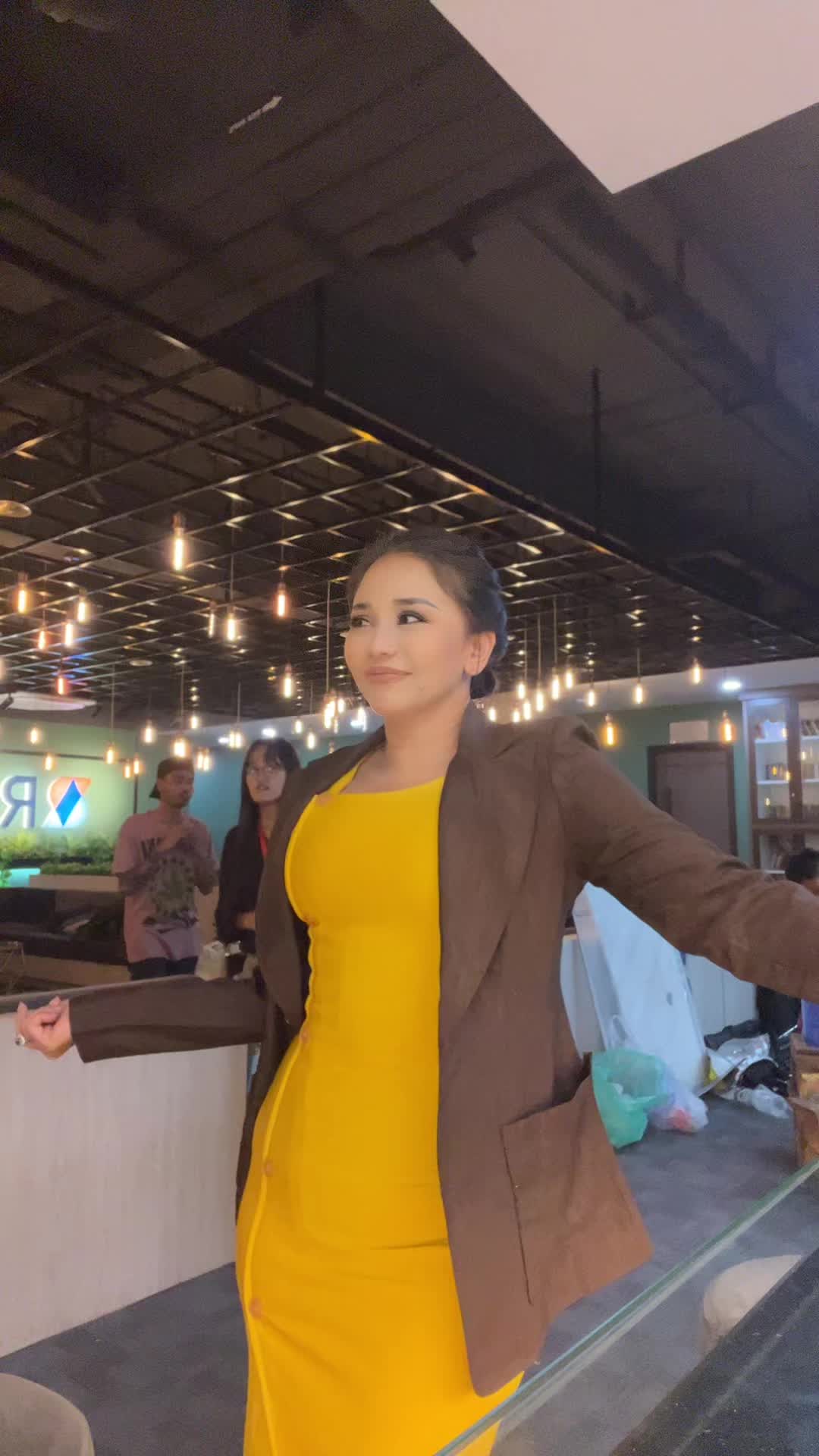 @Pwint Nadi Maung