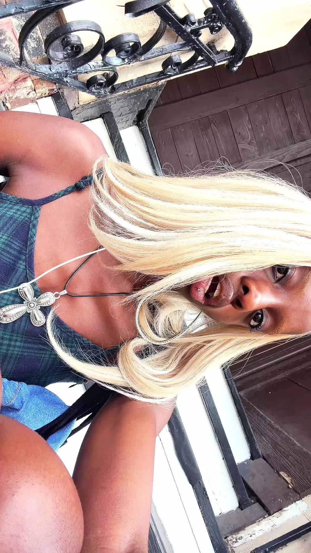 @linaye🦄