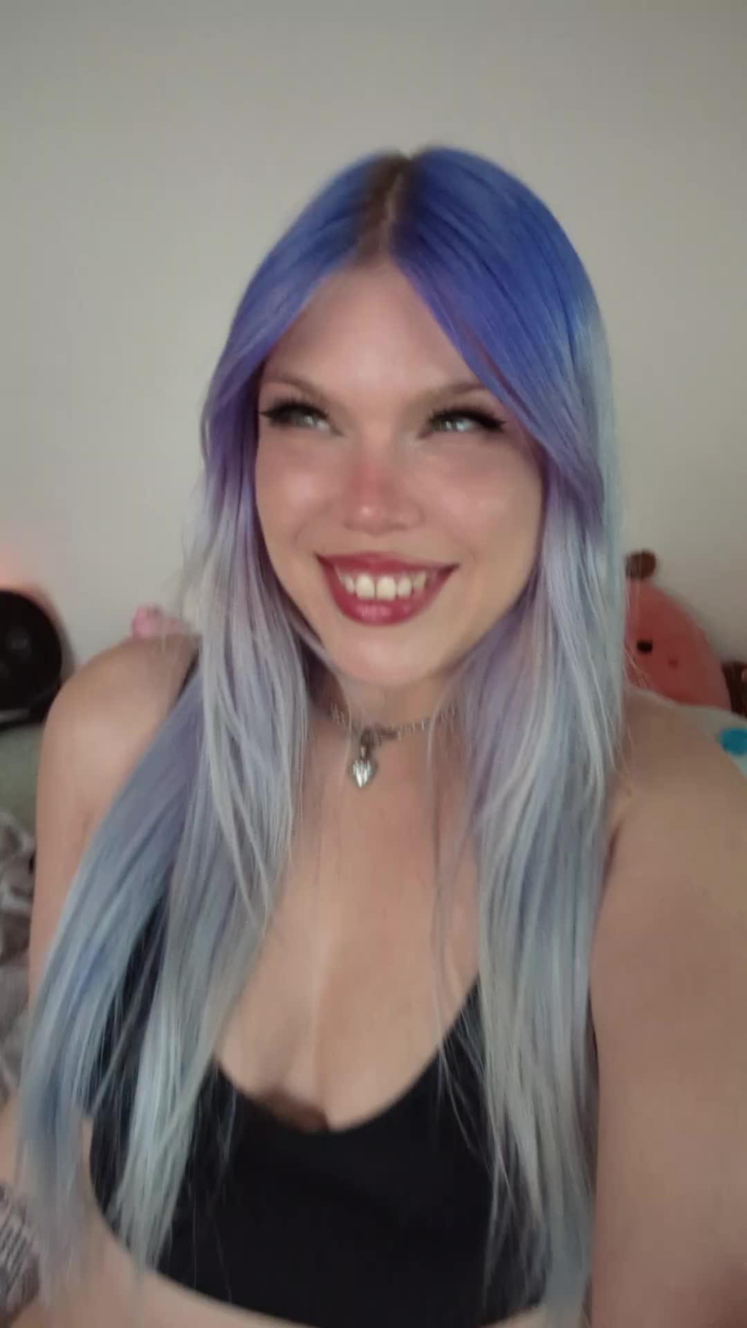 @irlWaifuGoddess