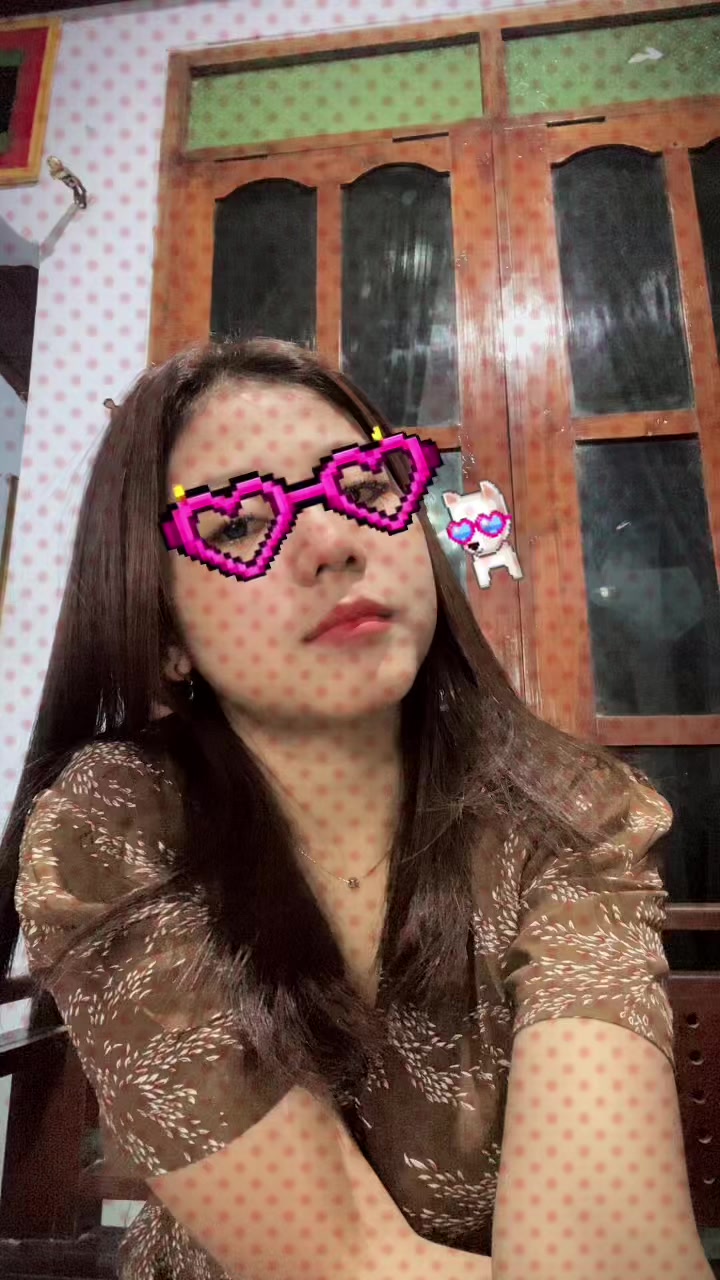 @Yaralailaa
