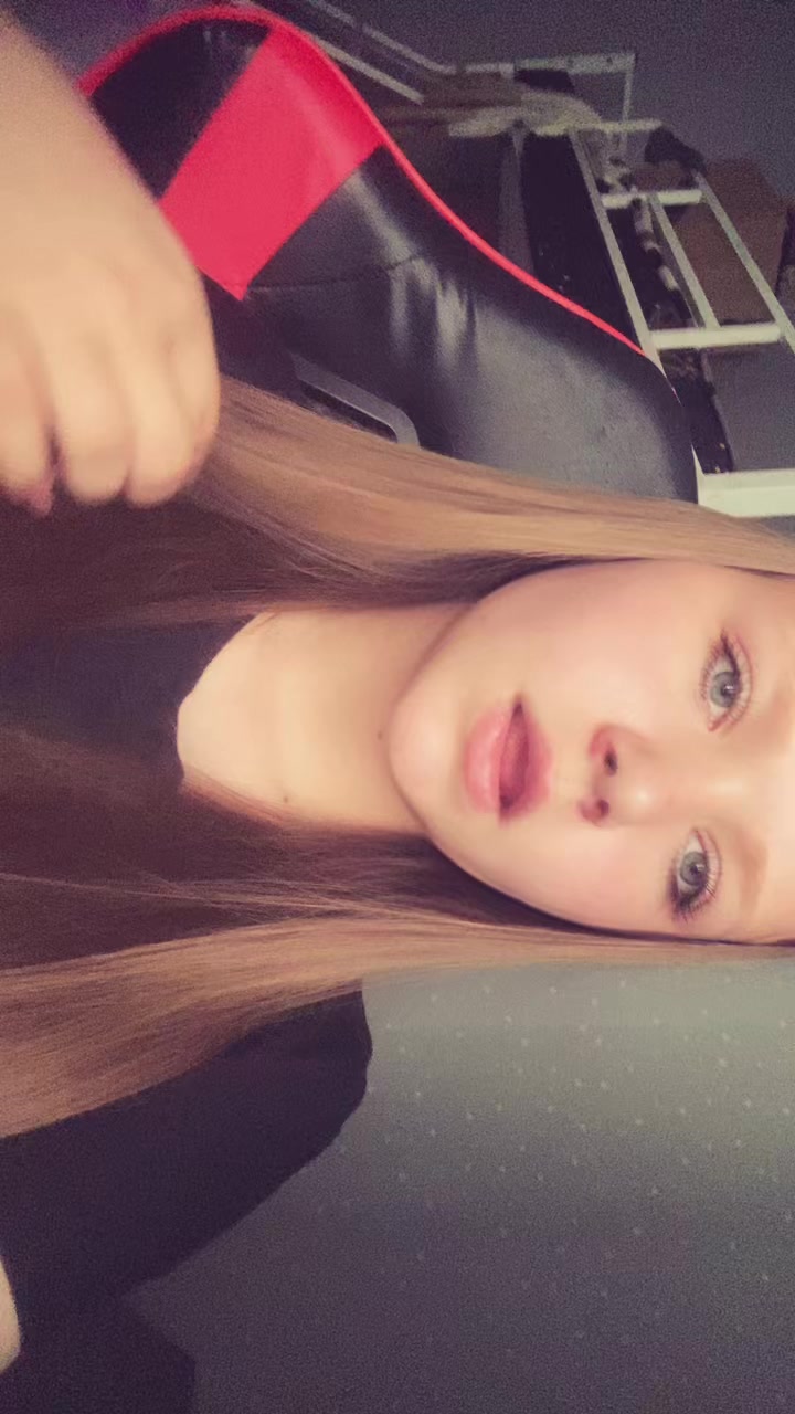 @Лёлик 🎧