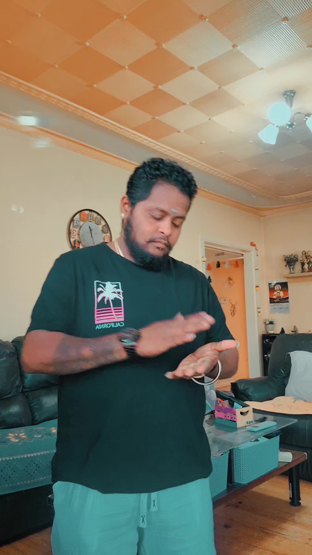 @MR SUTHAN🖤💜blxckking🤴