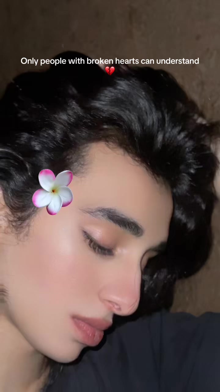 @Feeraaaaa