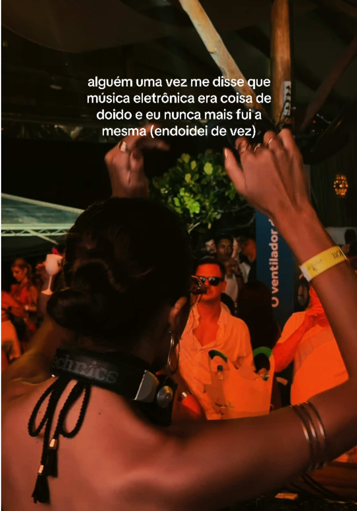 @LETÍCIA MELLO