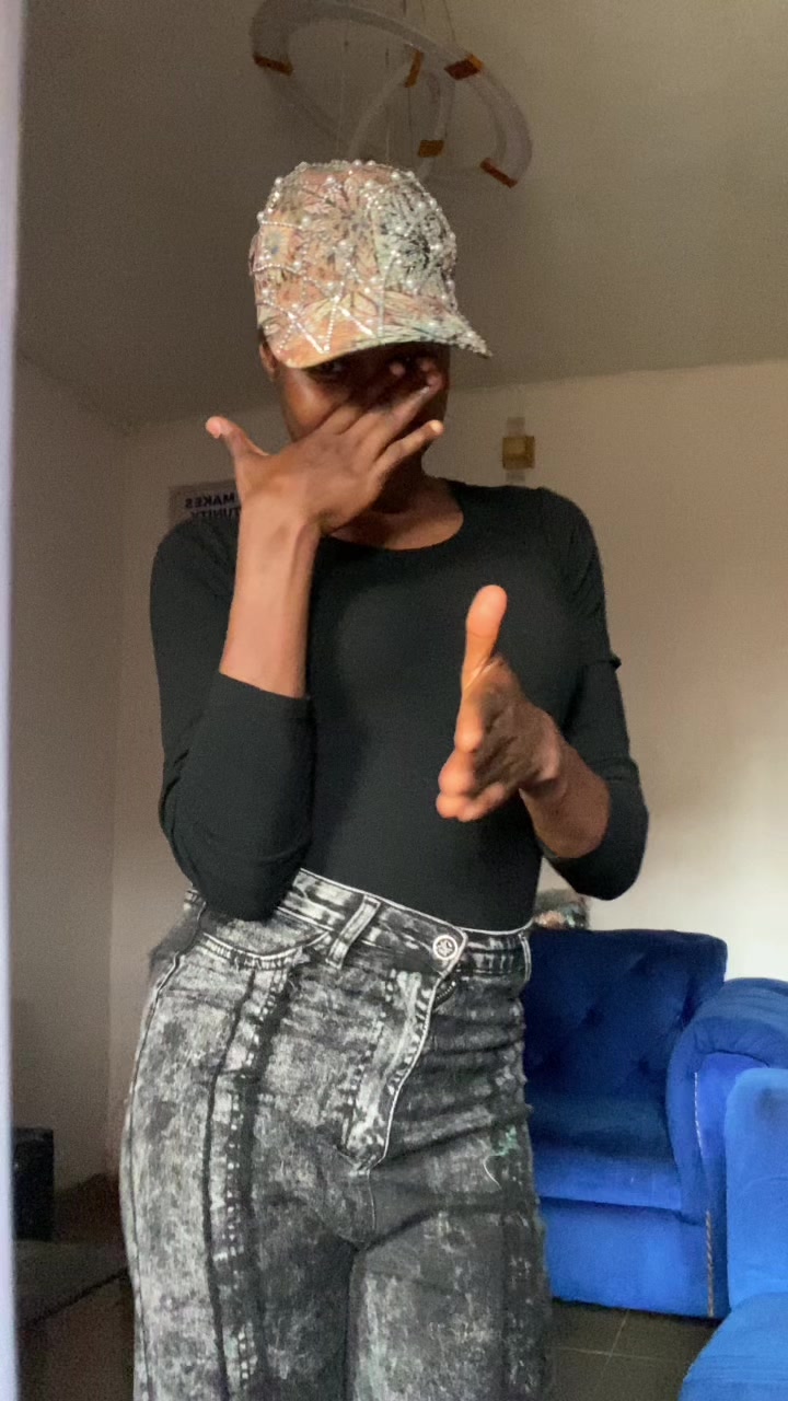 @💫FL&Otilde;E🥹💙🦋
