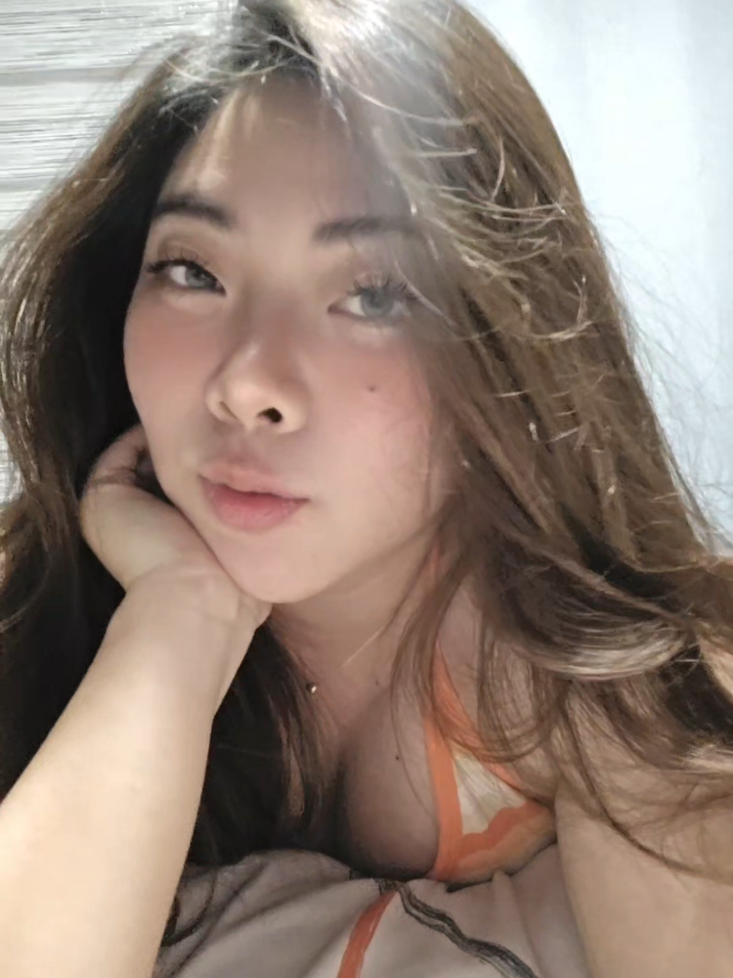 @Den