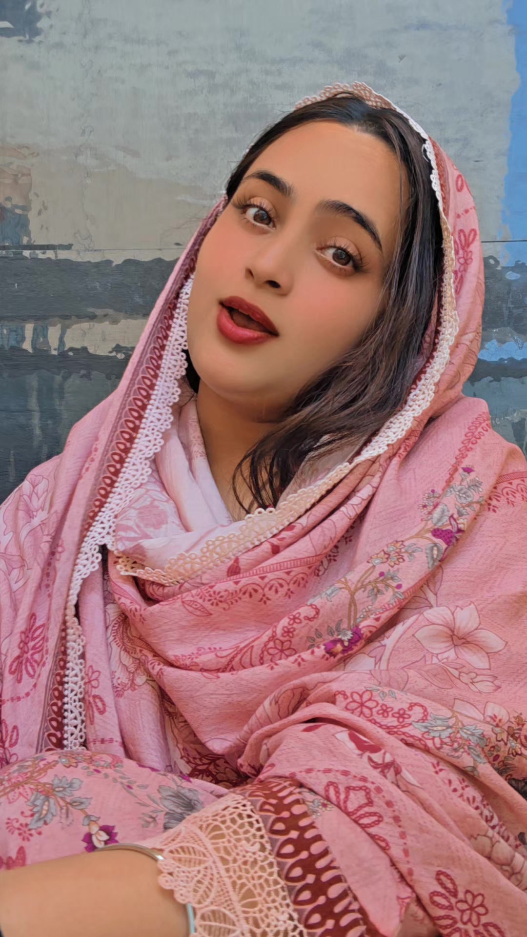 @Nanda Sharma❤️