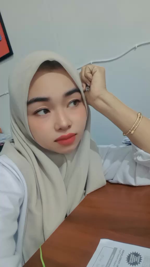 @DUJ