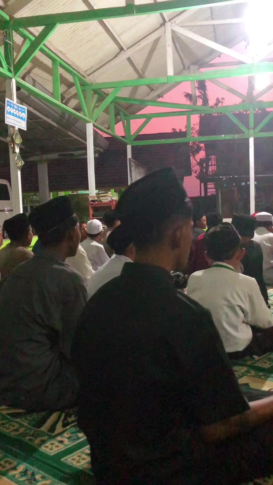 @Pesantren alhidayah Rawamerta