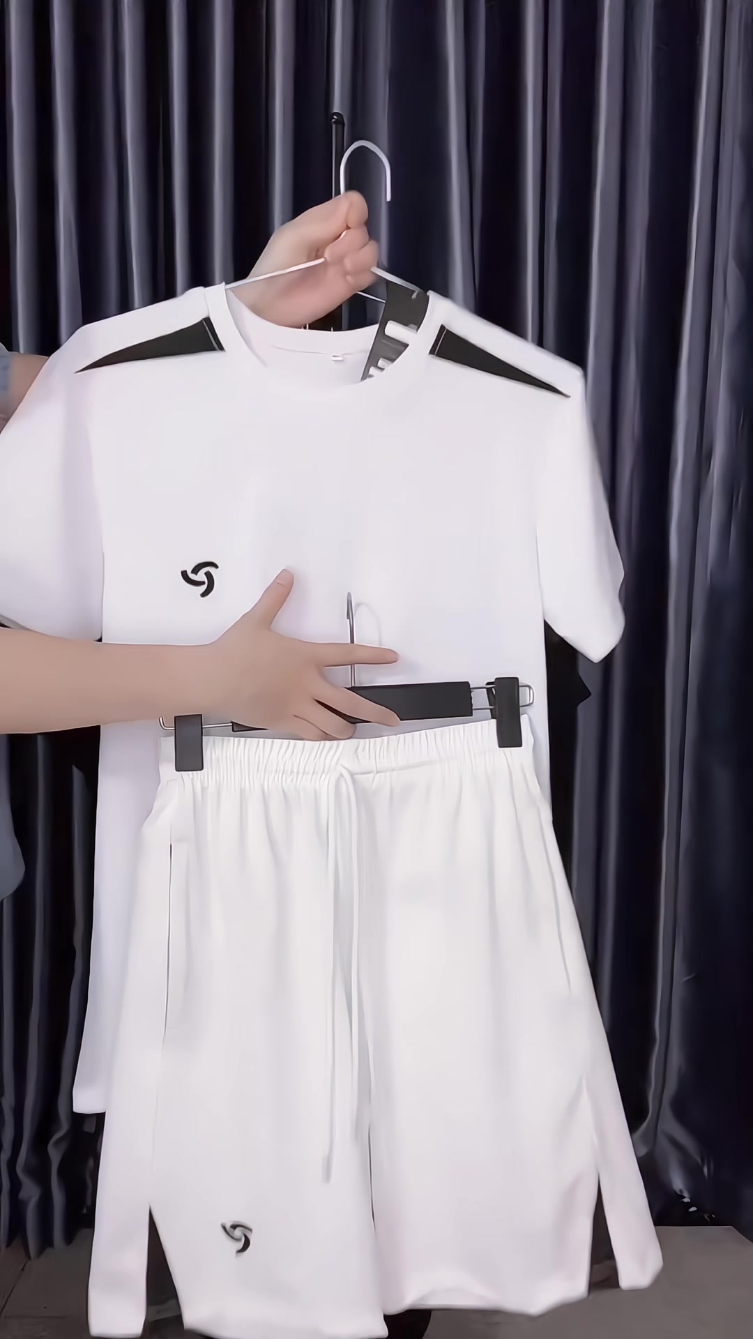 @TONY FASHION