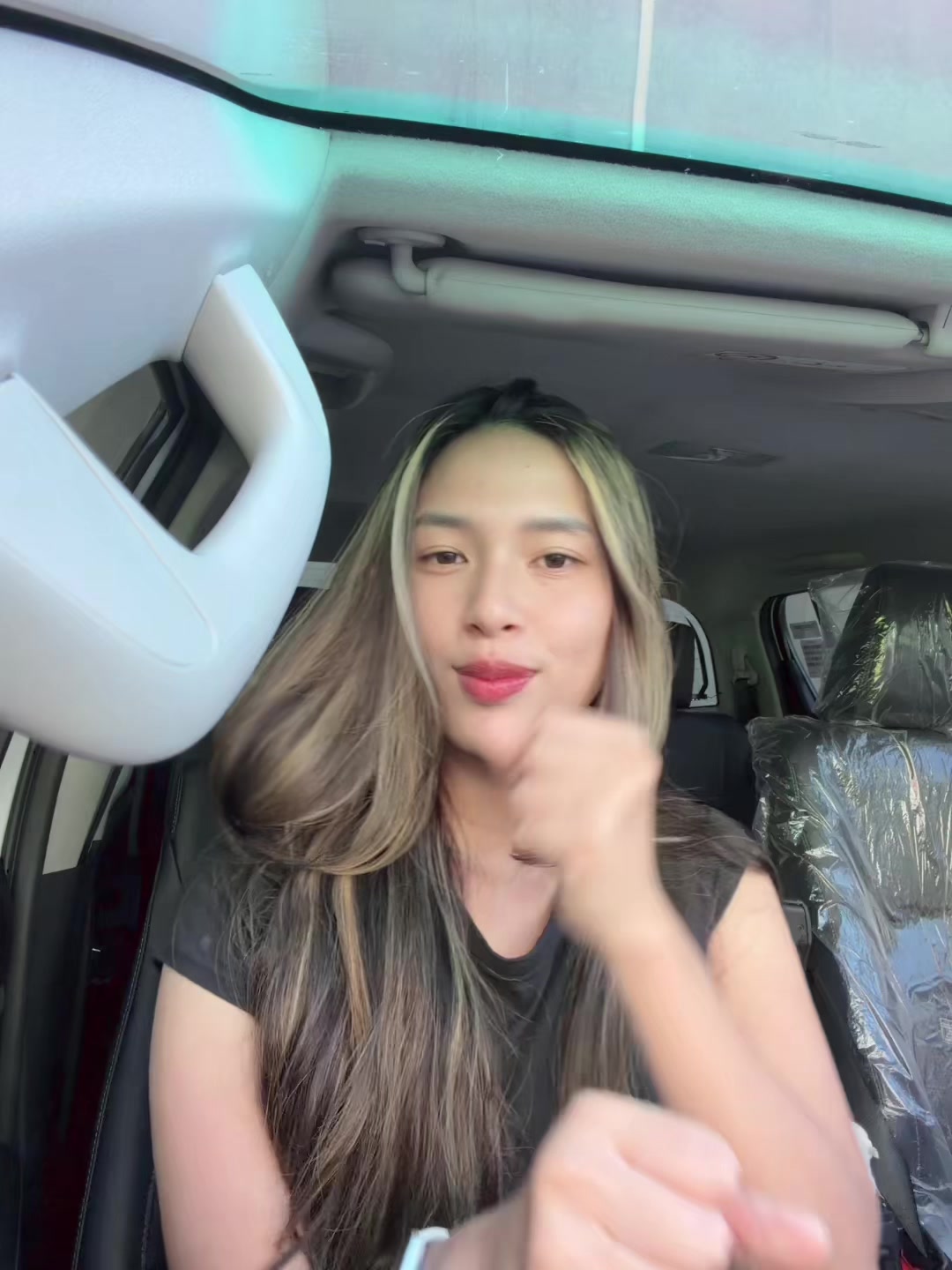 @xoxoxxixixi