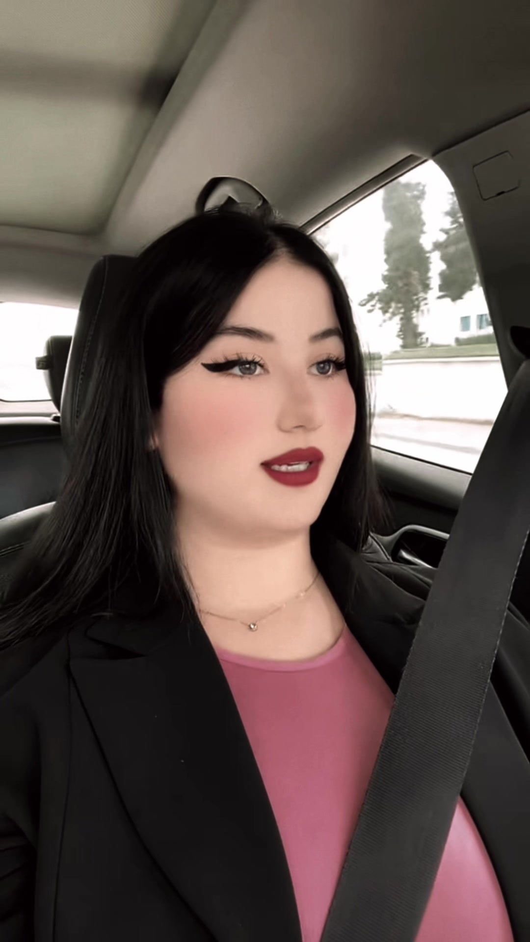 @khouloudsahnouni1